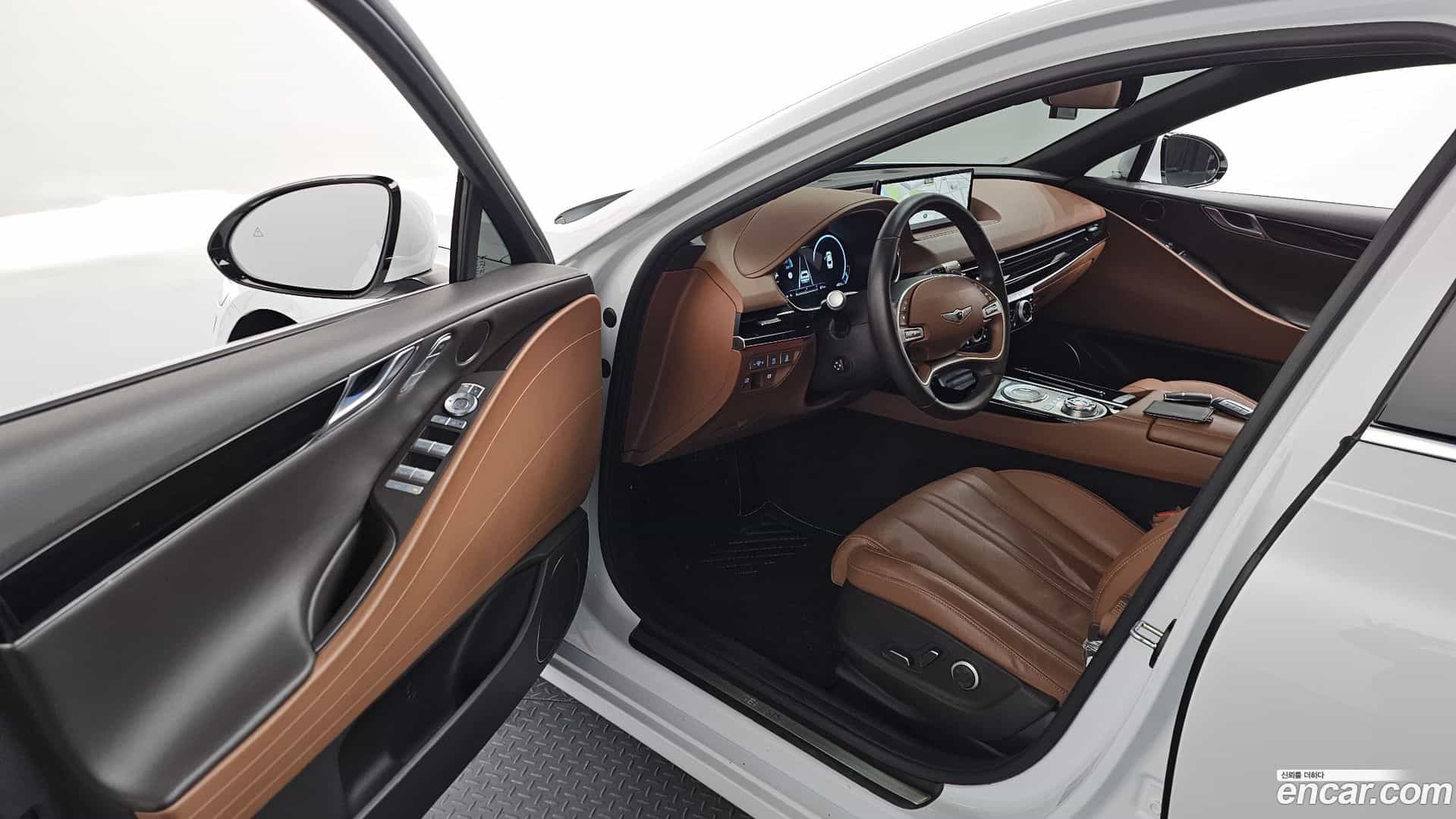 G80 Genesis 2022.8-INNER-010