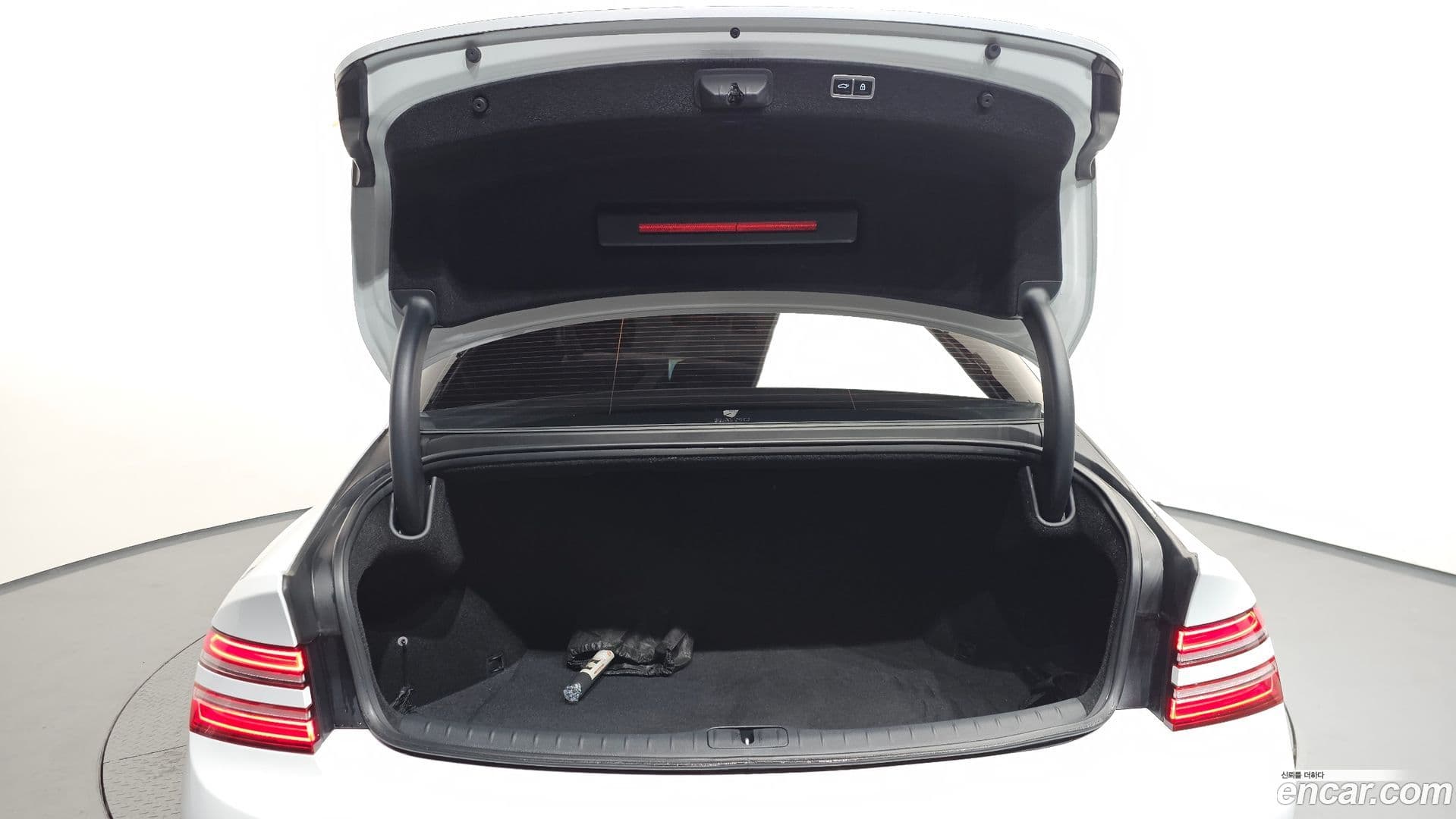 Main__Slider__Photo:G80 Genesis 2022.8-19