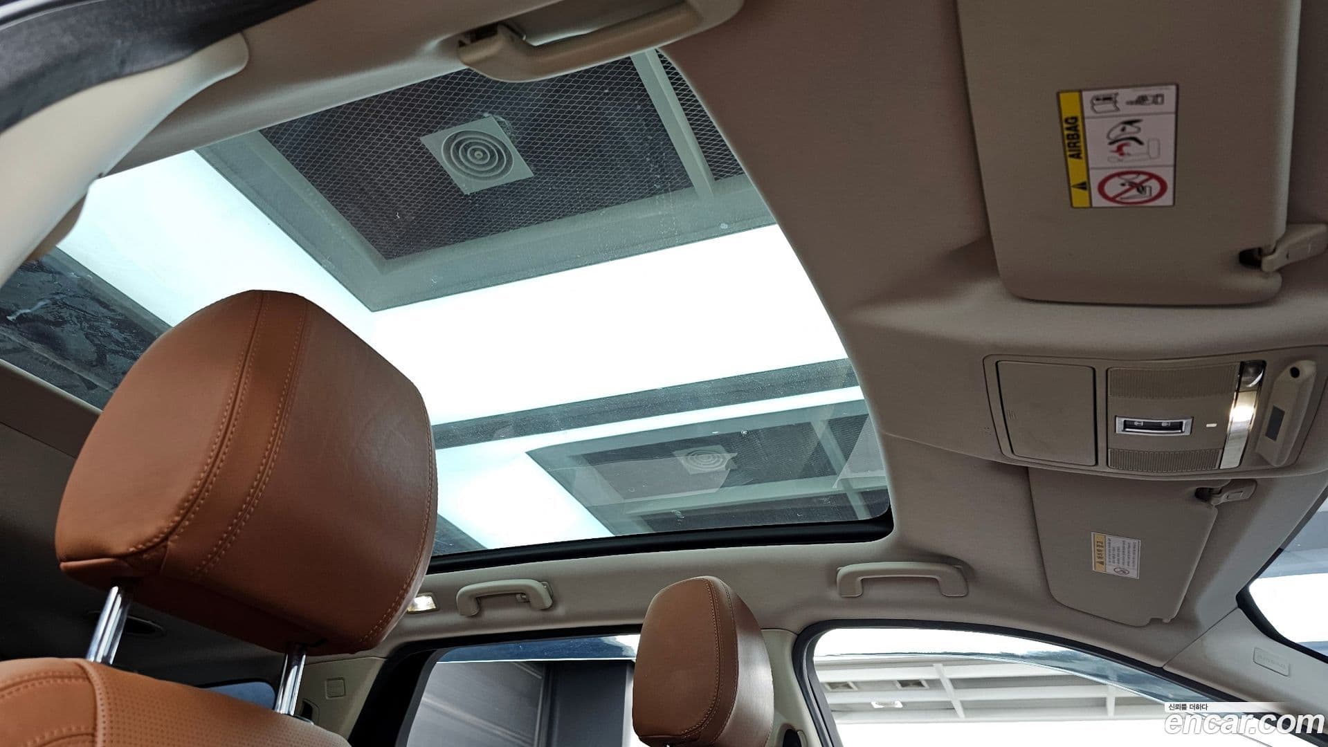 Main__Slider__Photo:Discovery Sport Land Rover 2015.6-16