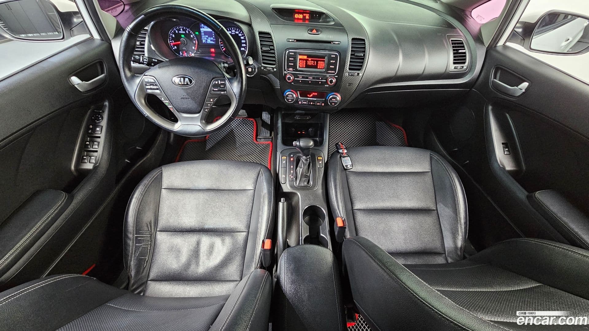 Main__Slider__Photo:K3 Kia 2014.11-6