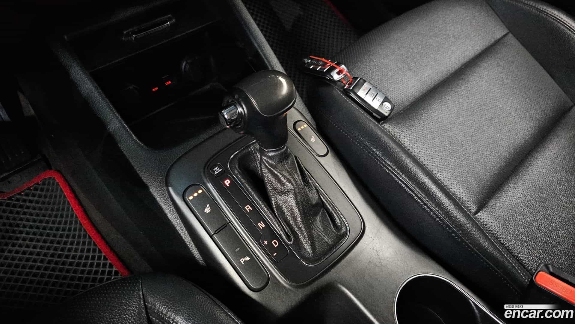 K3 Kia 2014.11-INNER-009