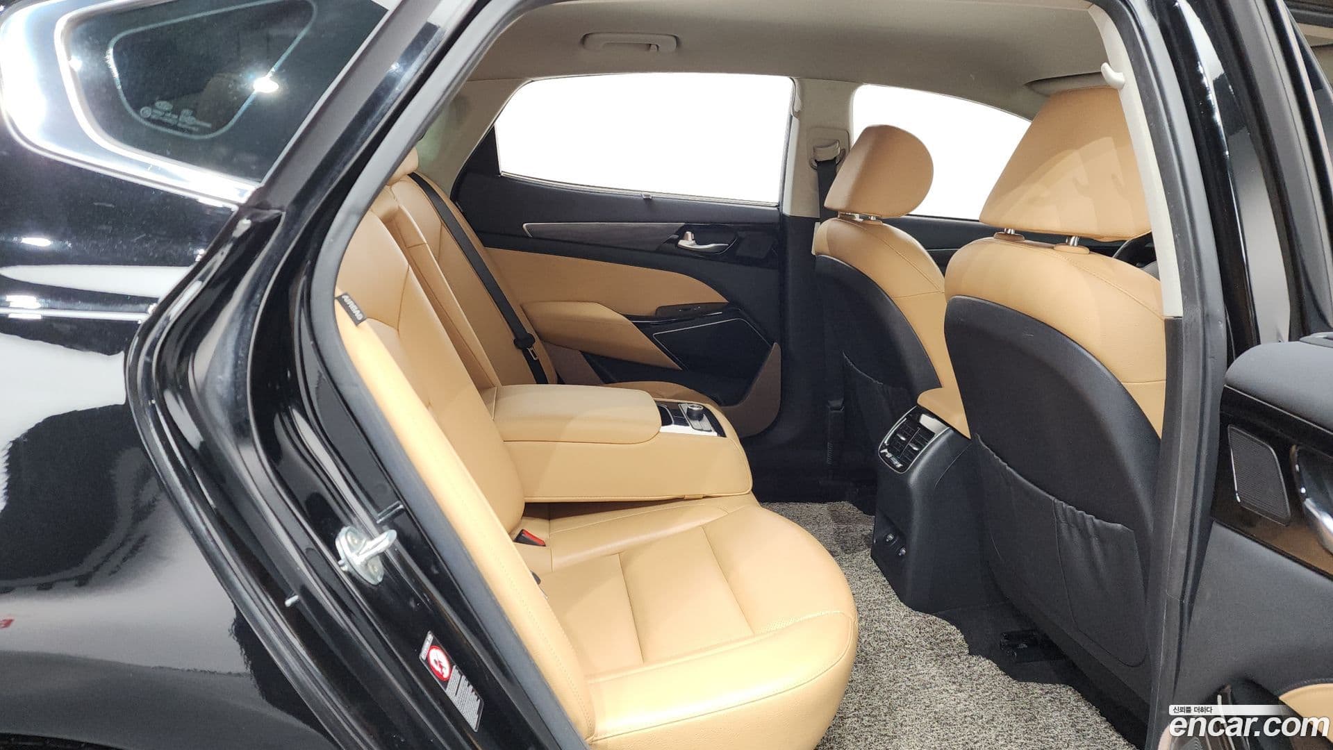 Main__Slider__Photo:K7 Kia 2019.6-11