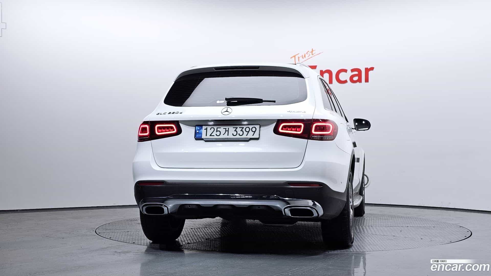 GLC-Class Mercedes-Benz 2022.7-OUTER-004