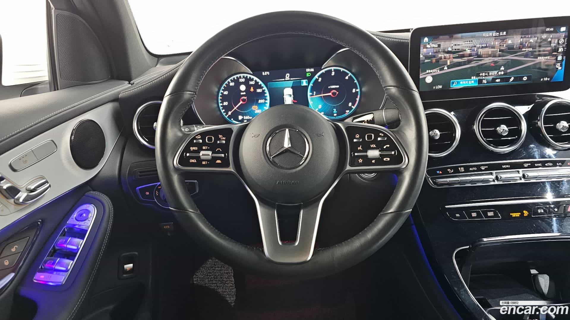 GLC-Class Mercedes-Benz 2022.7-OPTION-017