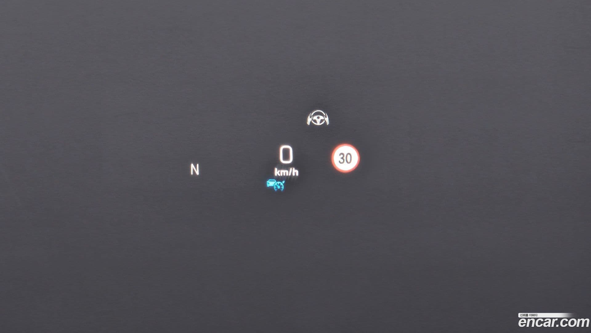 Main__Slider__Photo:GLC-Class Mercedes-Benz 2022.7-16