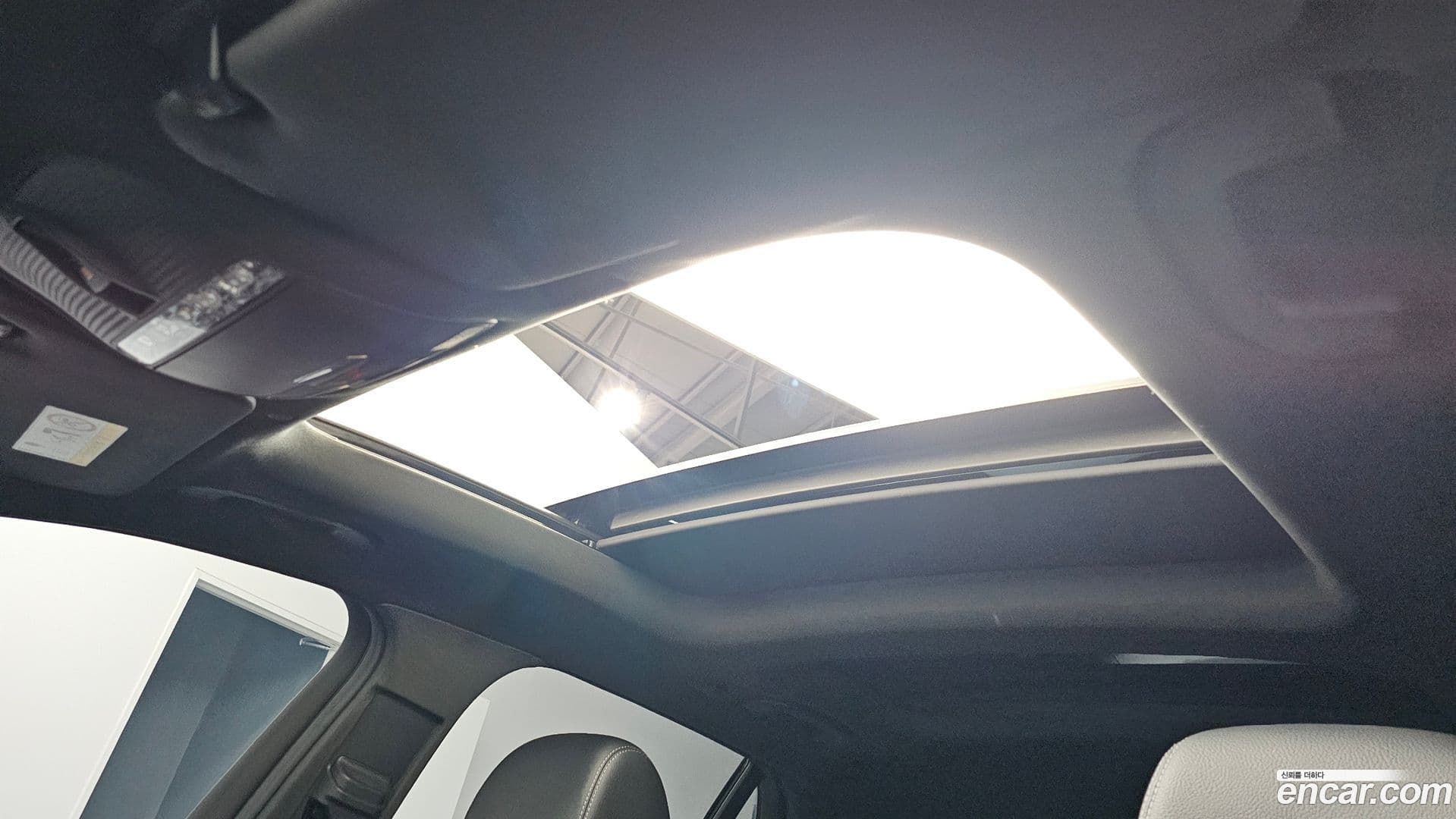 Main__Slider__Photo:GLC-Class Mercedes-Benz 2022.7-18