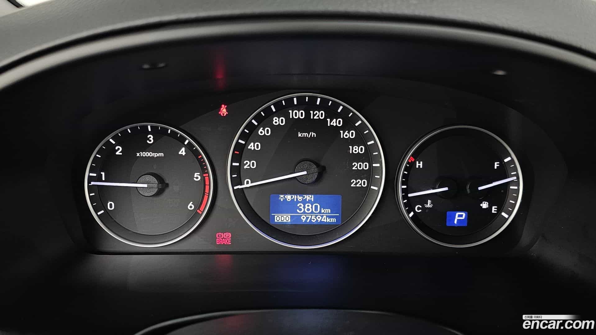 Starex Hyundai 2018.7-INNER-008