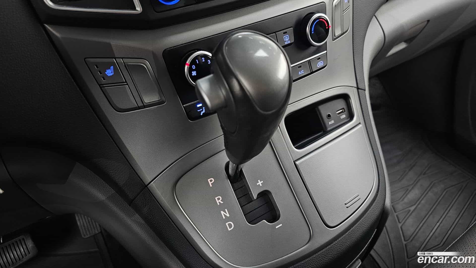 Starex Hyundai 2018.7-INNER-009