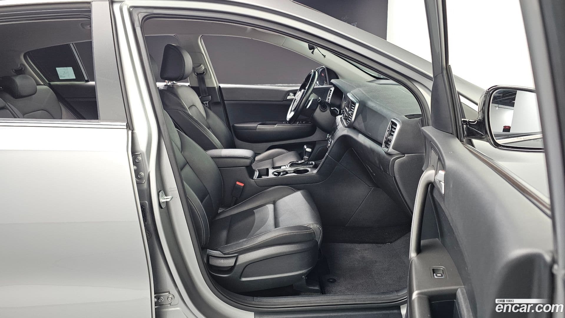 Main__Slider__Photo:Sportage Kia 2020.2-11