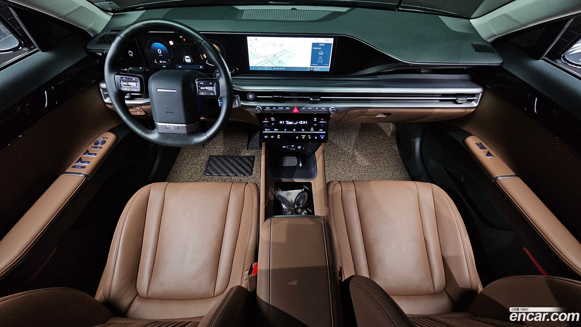 Main__Slider__Photo:Grandeur Hyundai 2024.7-6