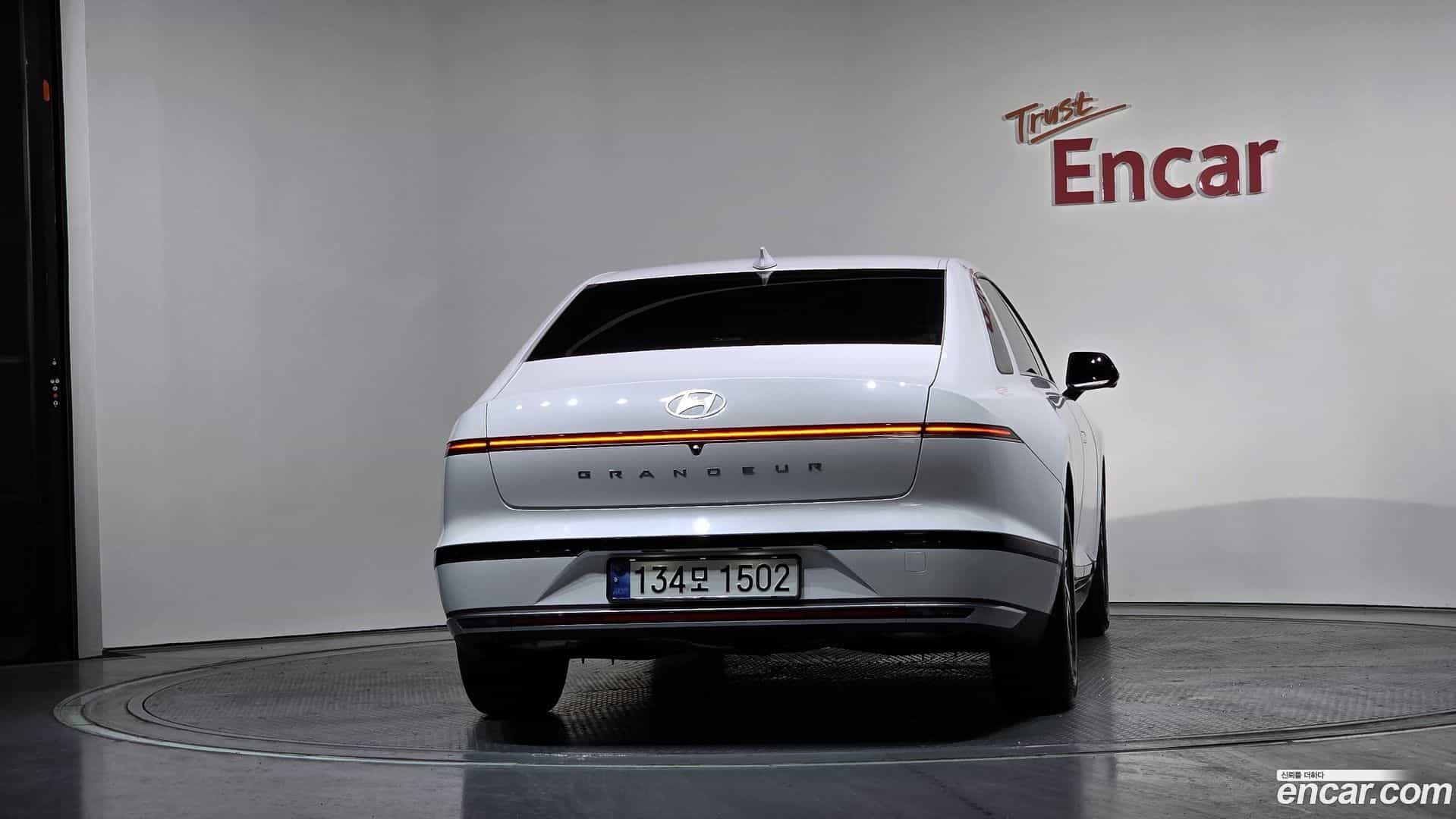 Grandeur Hyundai 2024.4-OUTER-004