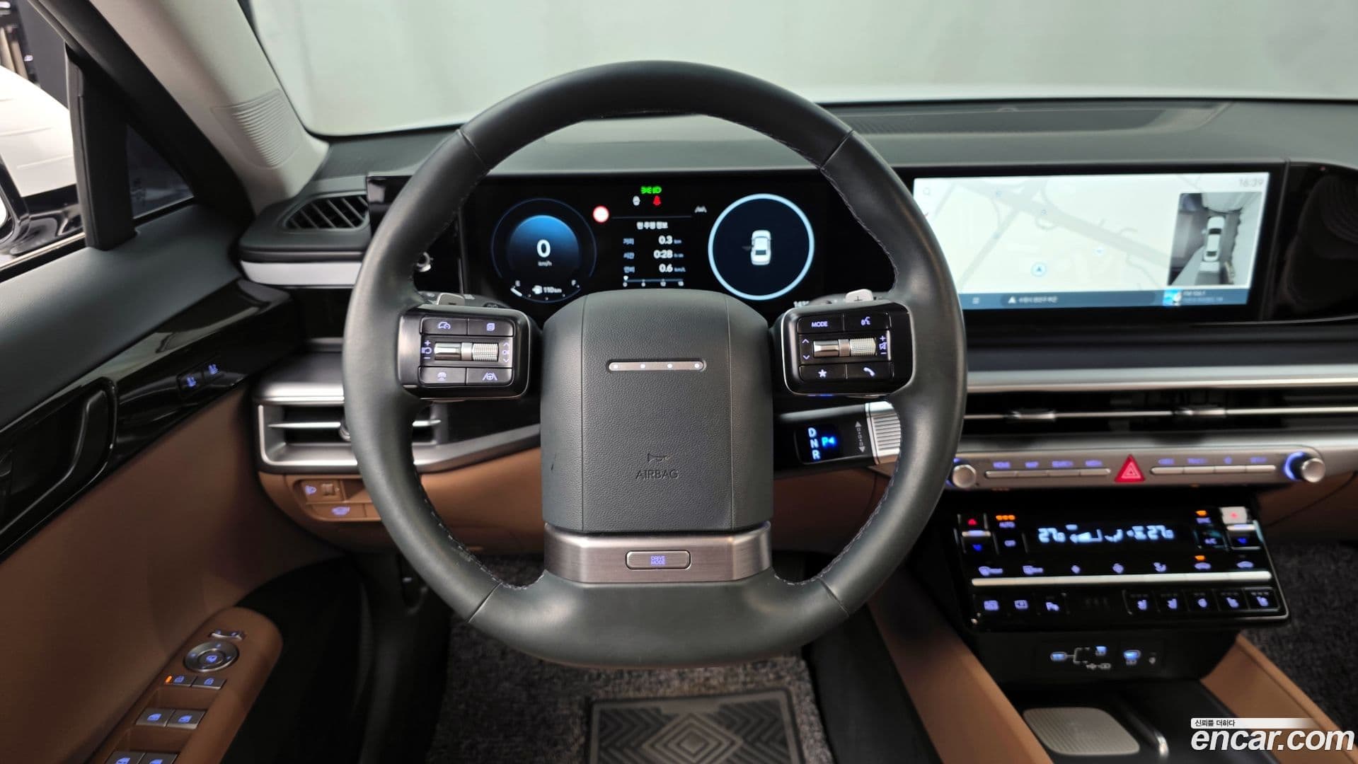 Main__Slider__Photo:Grandeur Hyundai 2024.4-12