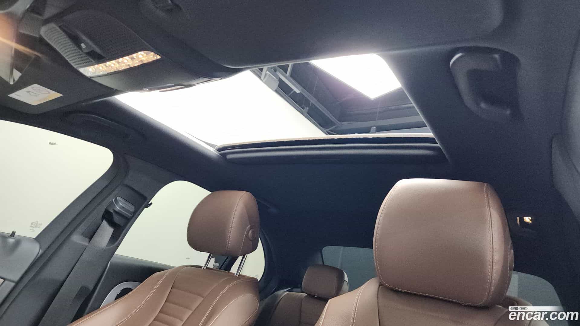 E-Class Mercedes-Benz 2021.5-OPTION-023