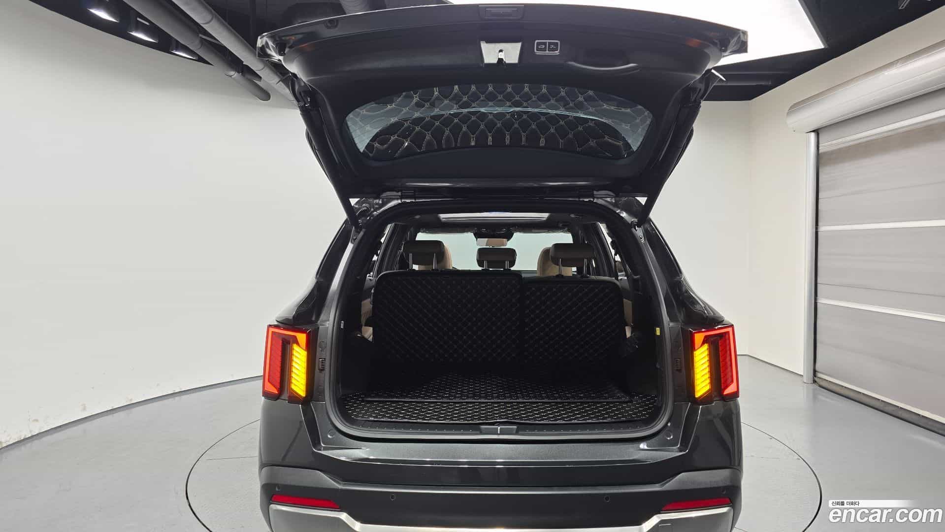 Sorento Kia 2024.0-OPTION-024