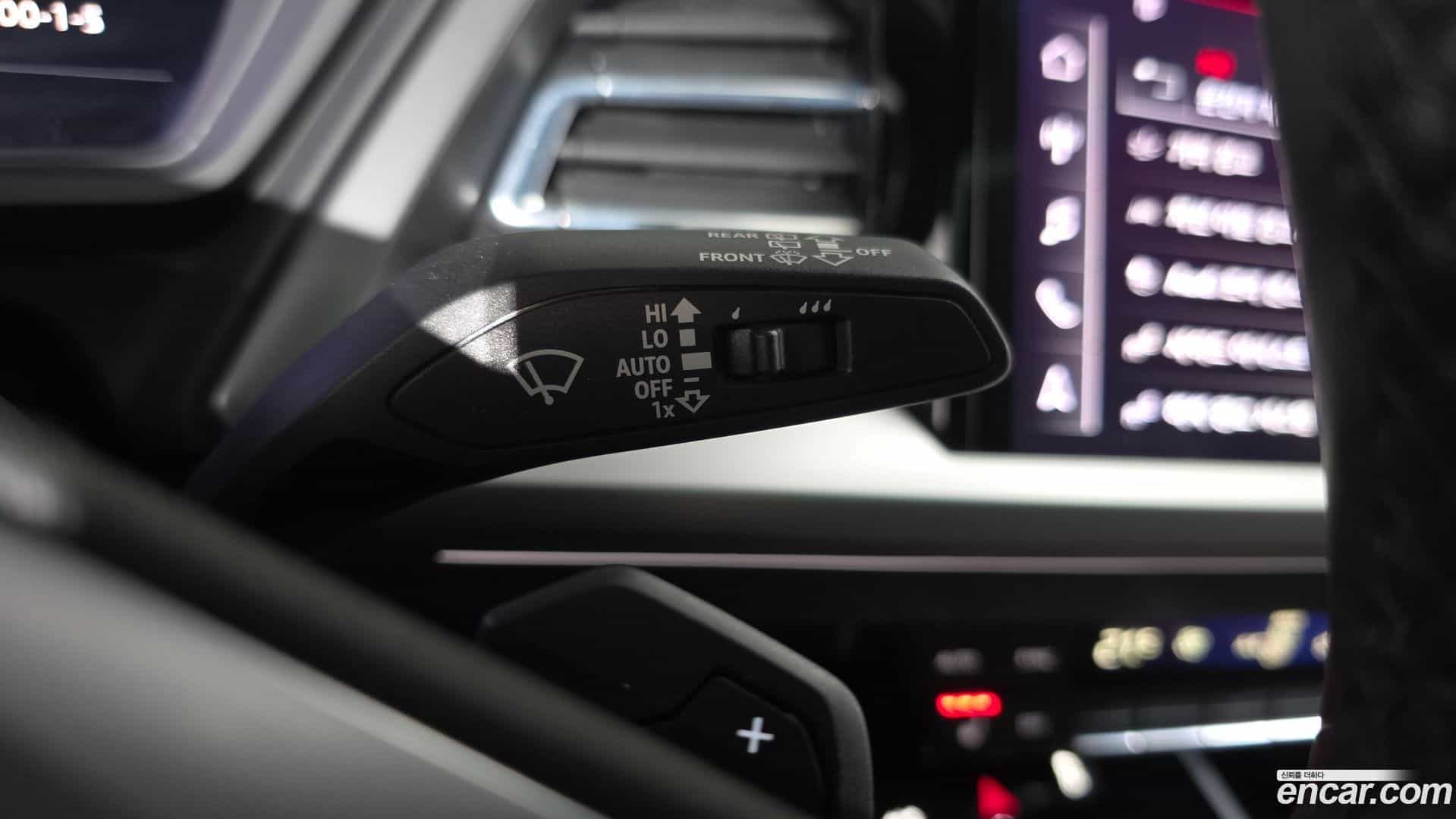 Q4 e-tron Audi 2022.9-OPTION-021