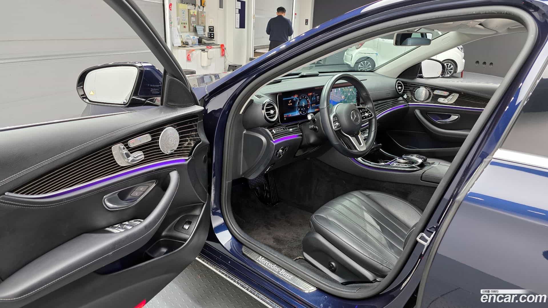 E-Class Mercedes-Benz 2019.8-INNER-010