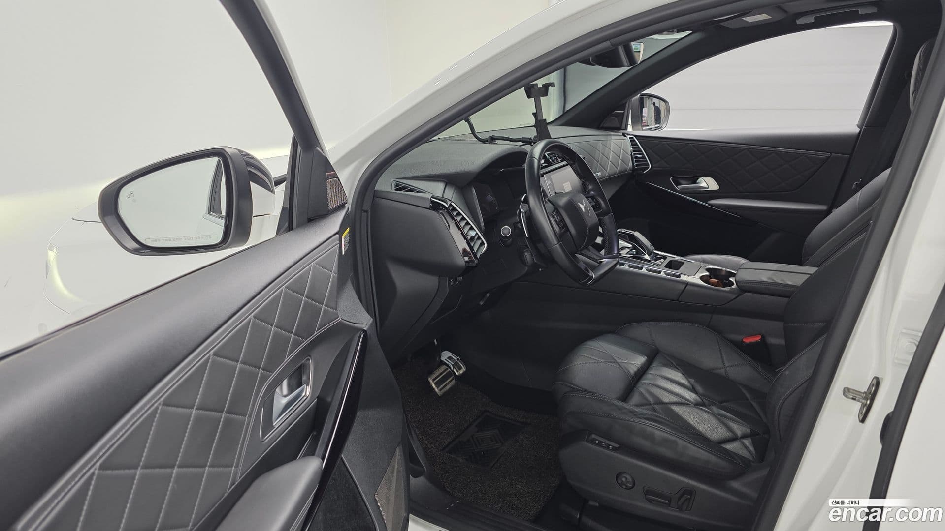 Main__Slider__Photo:DS7 Citroen-DS 2019.11-10