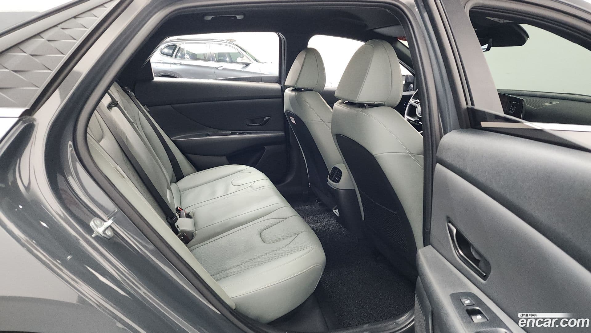 Main__Slider__Photo:AVANTE Hyundai 2023.9-11