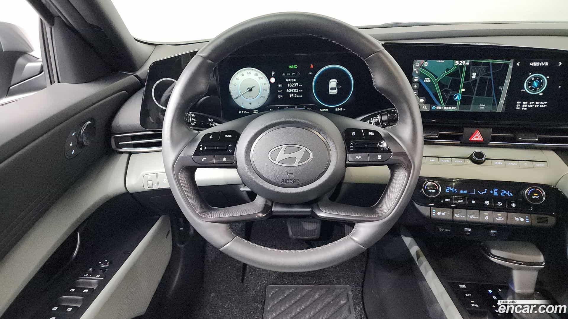 AVANTE Hyundai 2023.9-OPTION-017