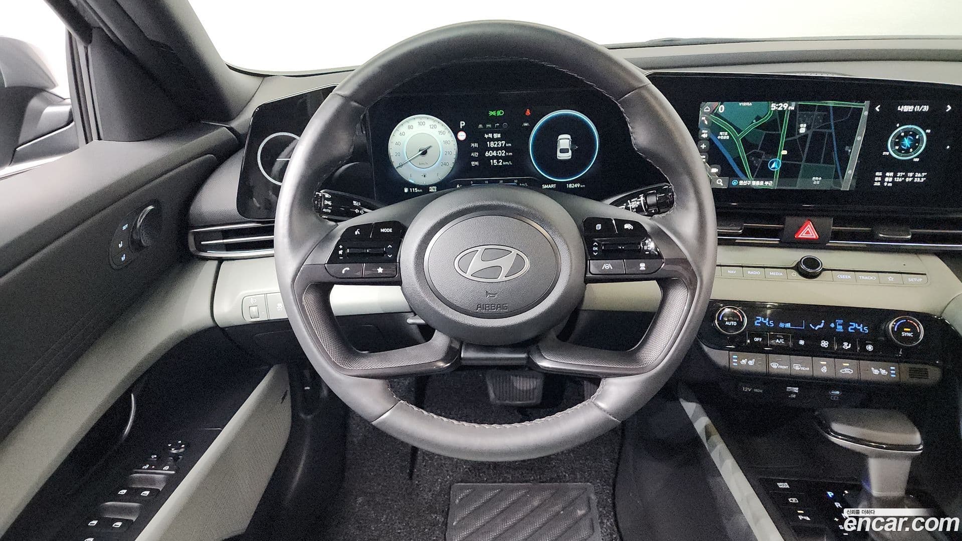 Main__Slider__Photo:AVANTE Hyundai 2023.9-12