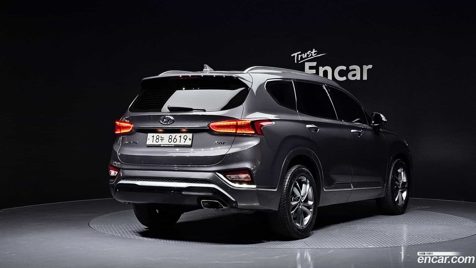 Santafe Hyundai 2018.8-OUTER-002