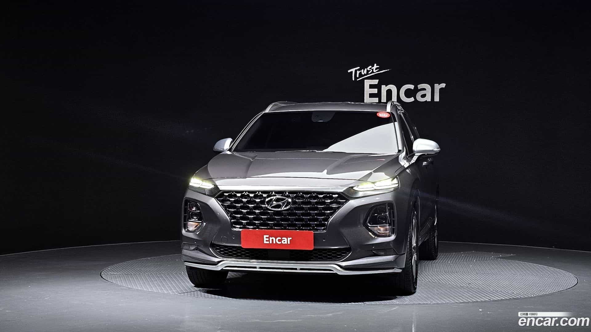 Santafe Hyundai 2018.8-OUTER-003