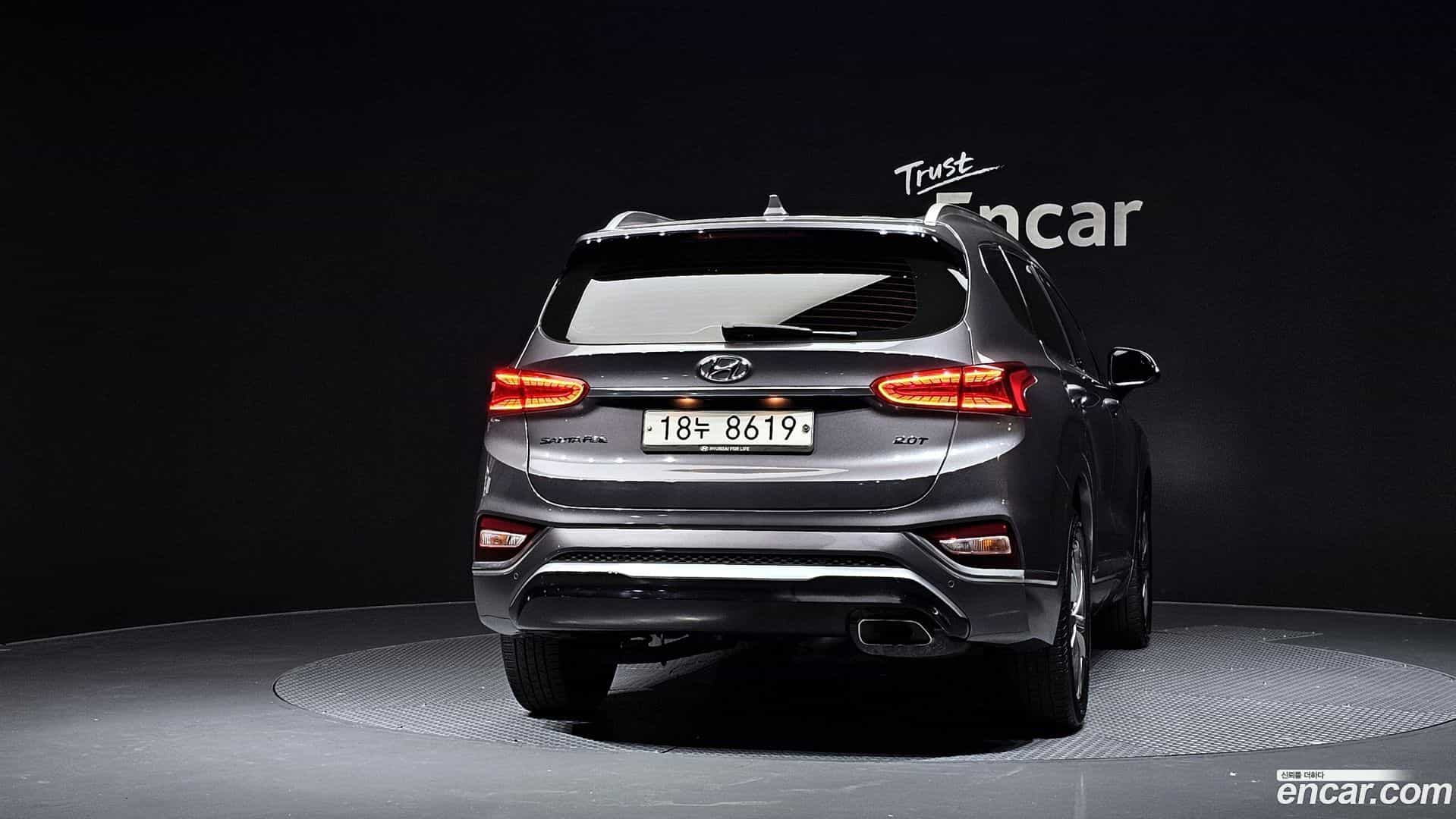 Santafe Hyundai 2018.8-OUTER-004