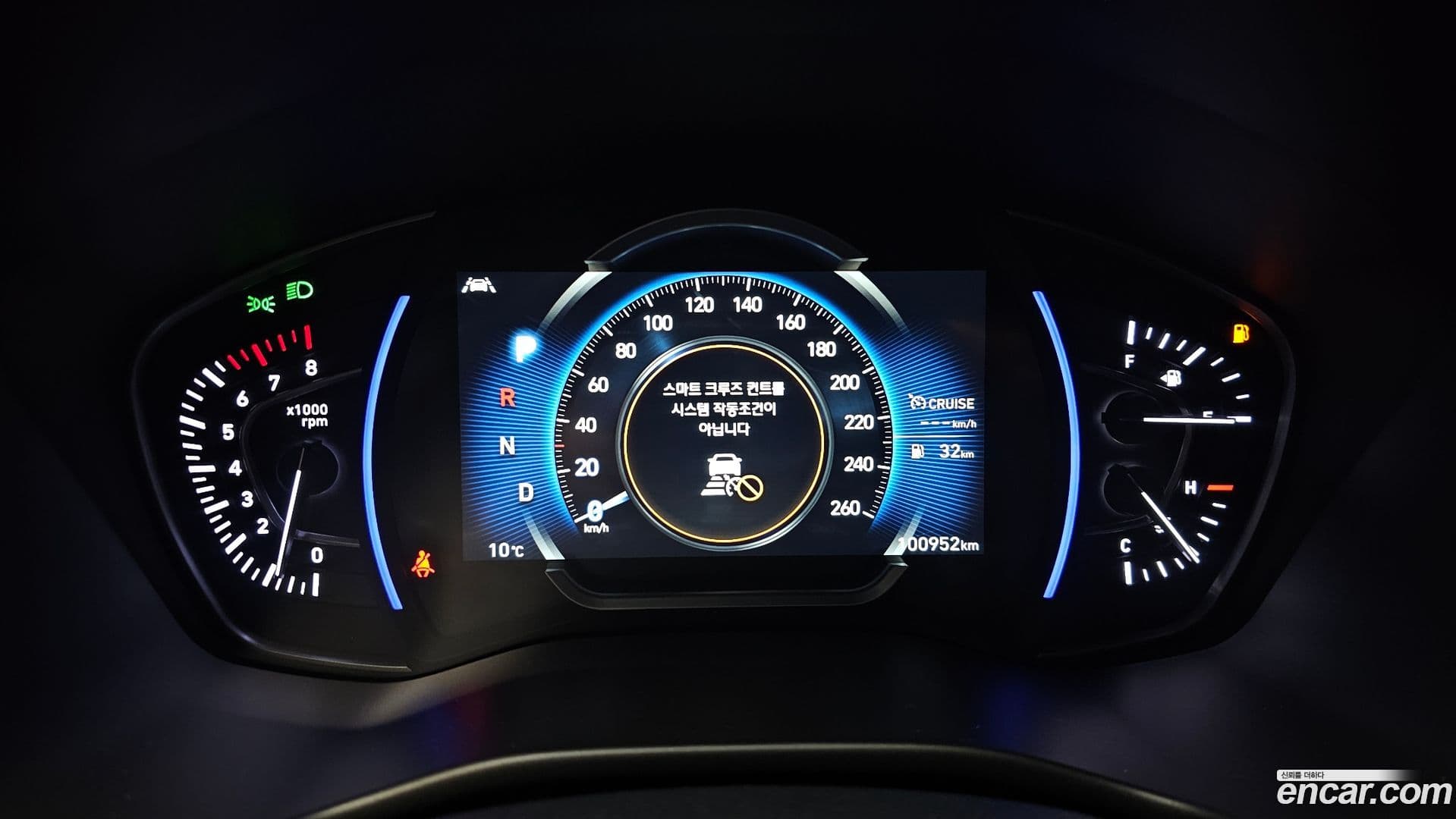 Main__Slider__Photo:Santafe Hyundai 2018.8-7