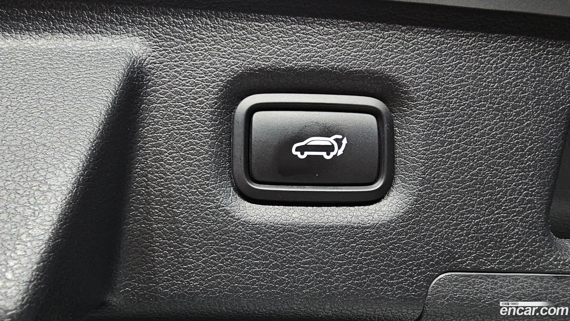 Main__Slider__Photo:Santafe Hyundai 2018.8-19