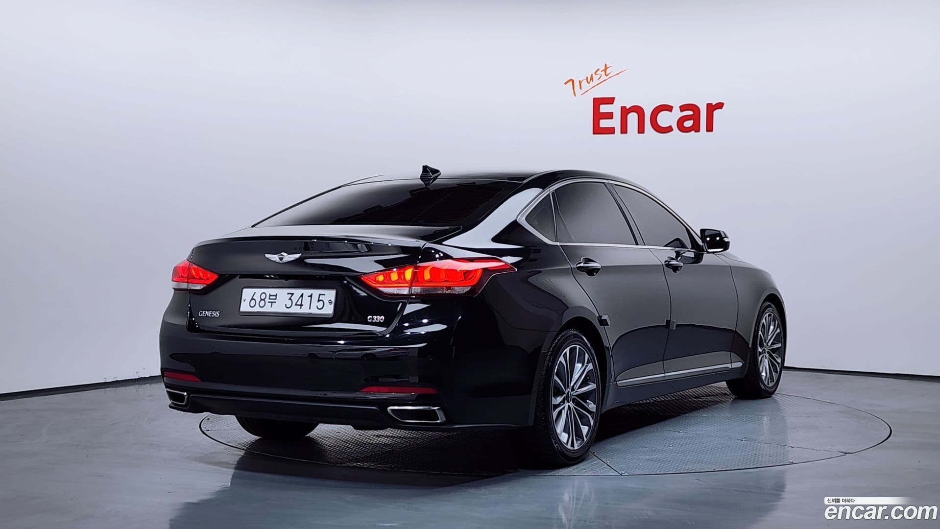 Main__Slider__Photo:Genesis Hyundai 2015.6-1