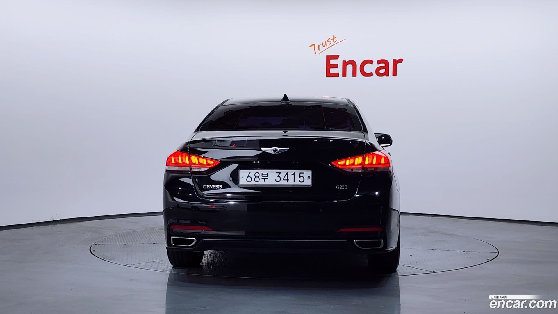 Main__Slider__Photo:Genesis Hyundai 2015.6-3