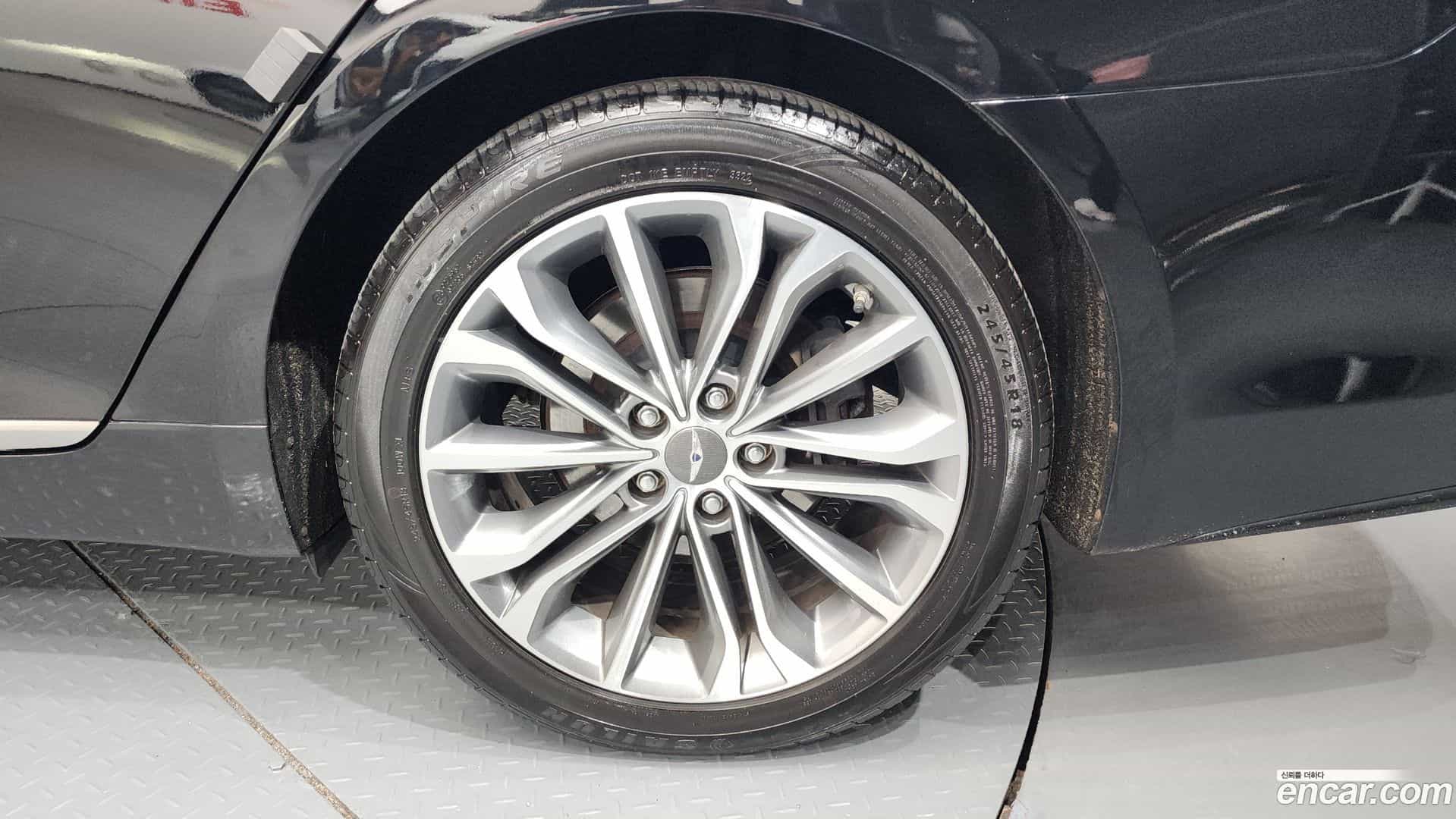 Genesis Hyundai 2015.6-OUTER-005