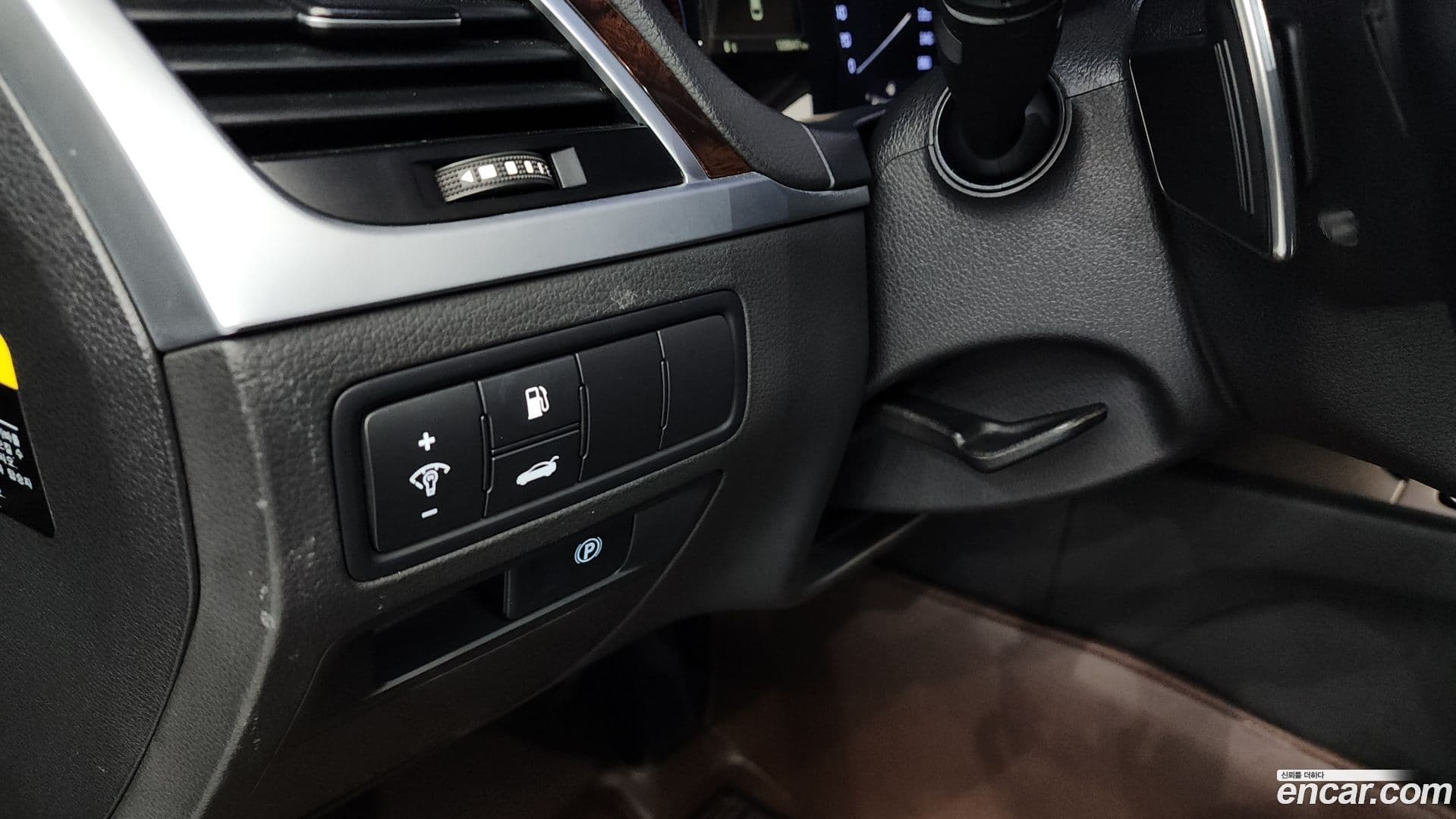 Main__Slider__Photo:Genesis Hyundai 2015.6-15