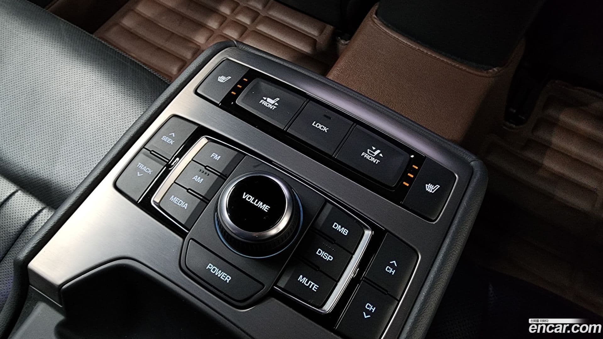 Main__Slider__Photo:Genesis Hyundai 2015.6-17