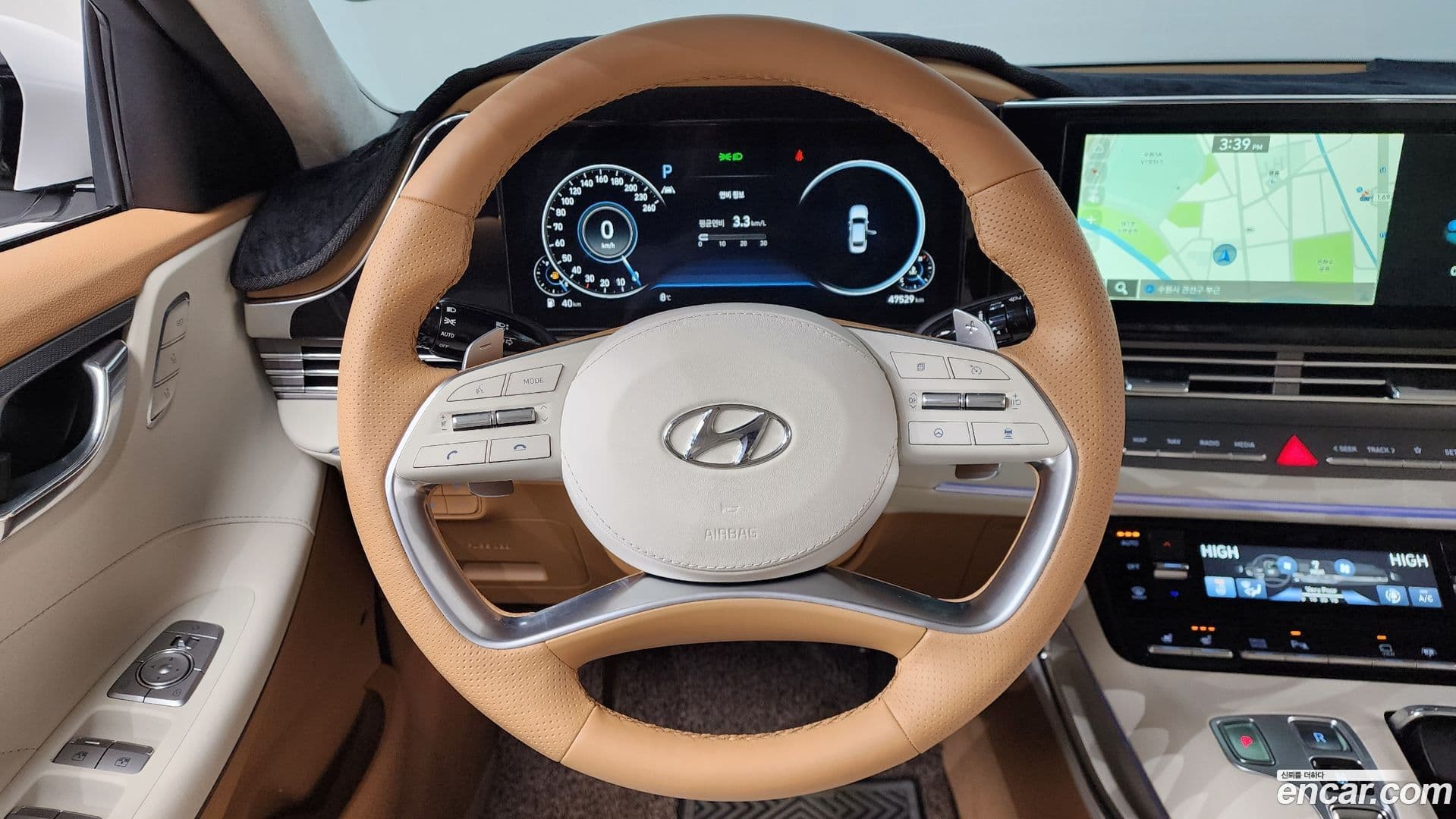 Main__Slider__Photo:Grandeur Hyundai 2021.11-12