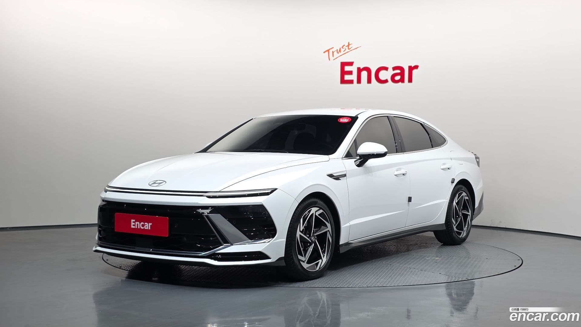 Main__Slider__Photo:Sonata Hyundai 2024.5-0