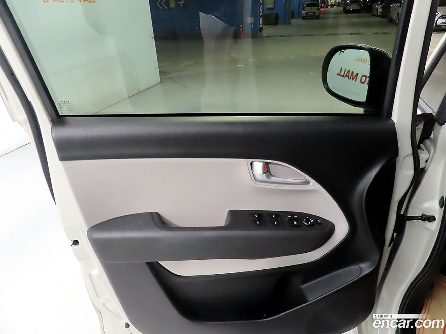 Main__Slider__Photo:RAY Kia 2024.1-15