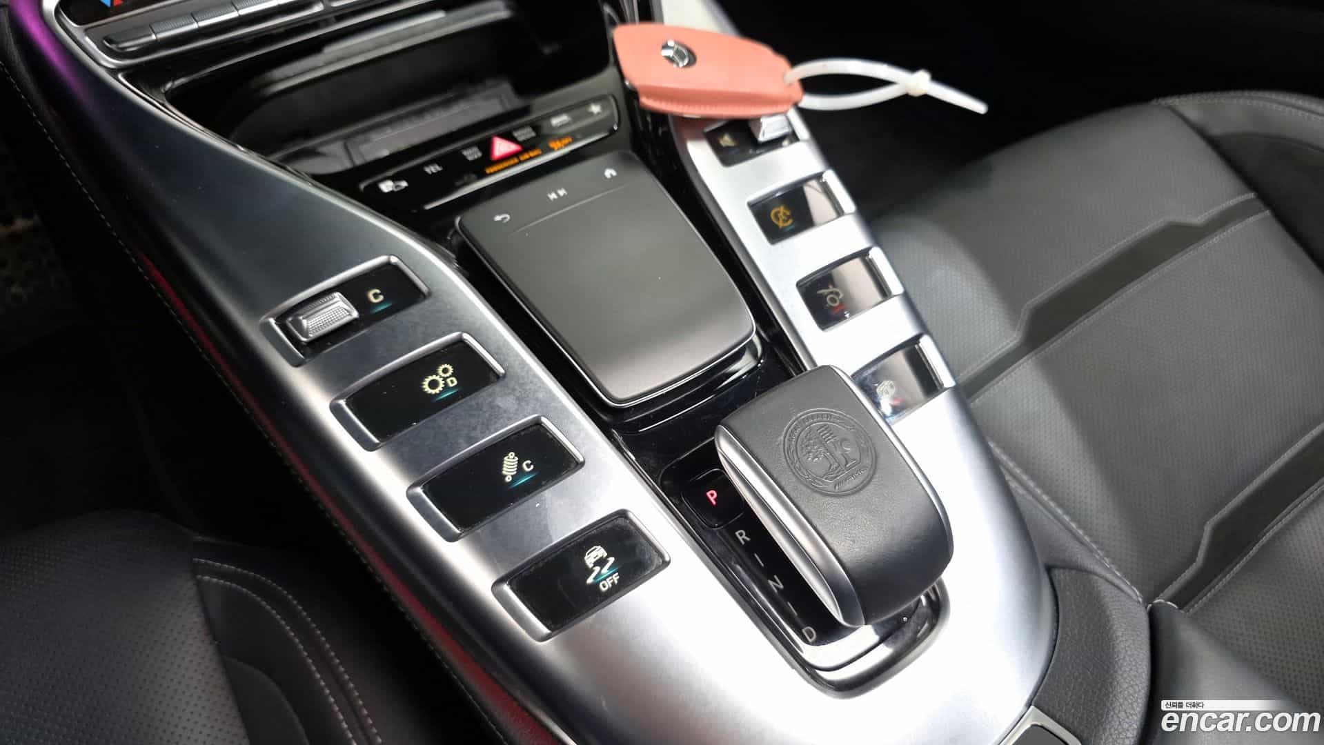 AMG GT Mercedes-Benz 2022.3-INNER-009