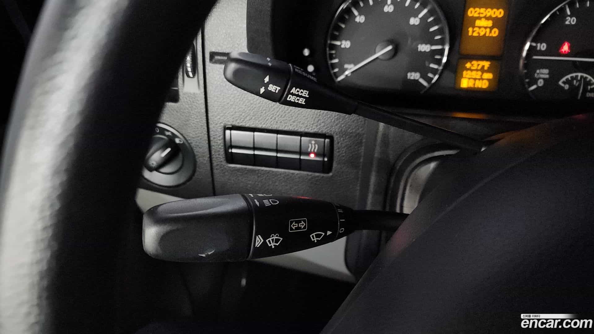 Sprinter Mercedes-Benz 2012.11-OPTION-020