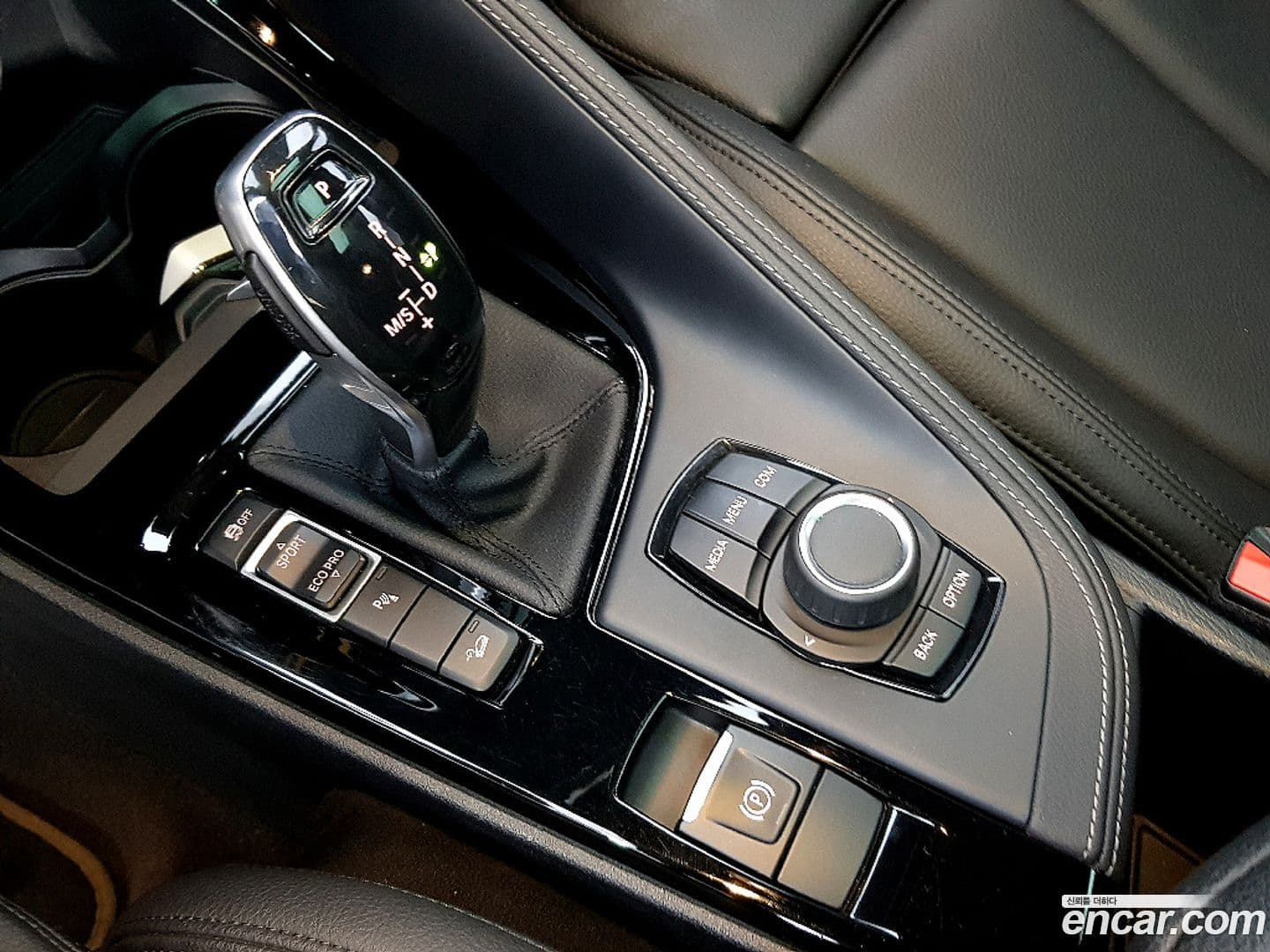 Main__Slider__Photo:X2 (F39) BMW 2020.6-11