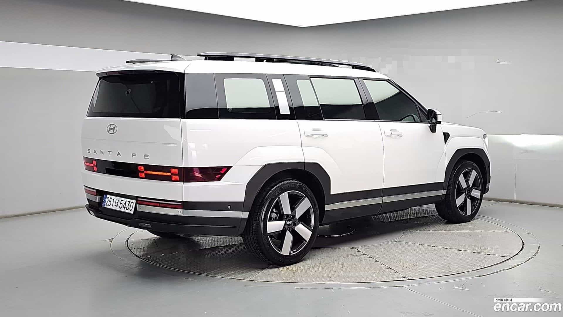 Santafe Hyundai 2024.11-OUTER-002