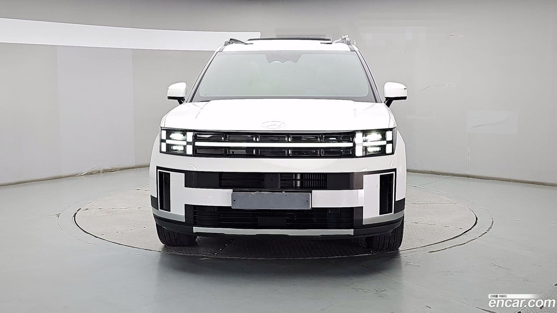 Main__Slider__Photo:Santafe Hyundai 2024.11-2