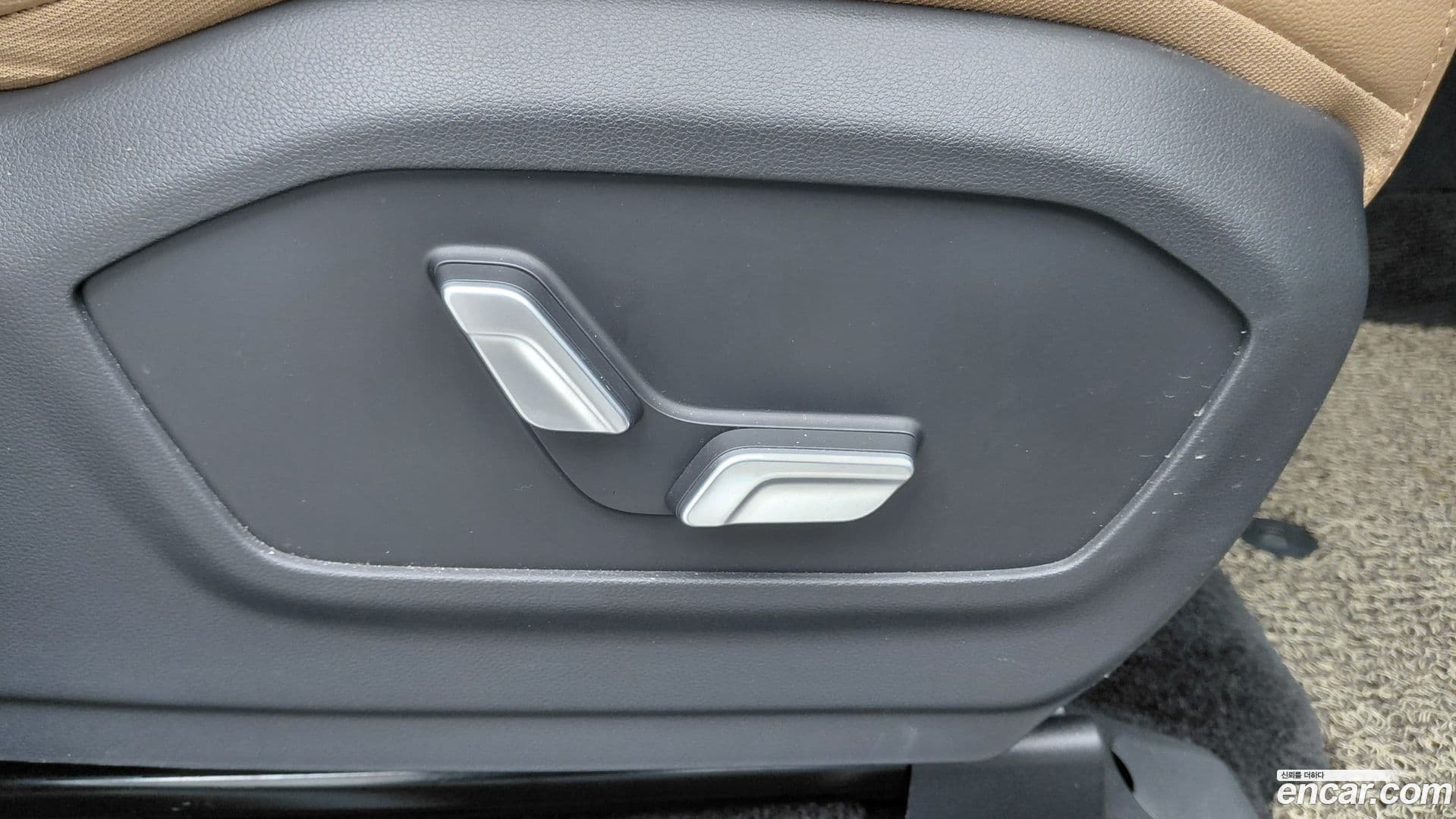 Main__Slider__Photo:Santafe Hyundai 2024.11-10