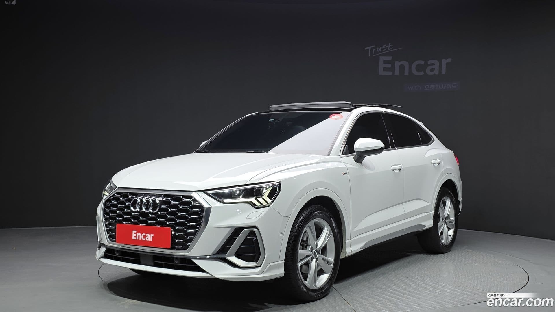 Main__Slider__Photo:Q3 Audi 2020.11-0