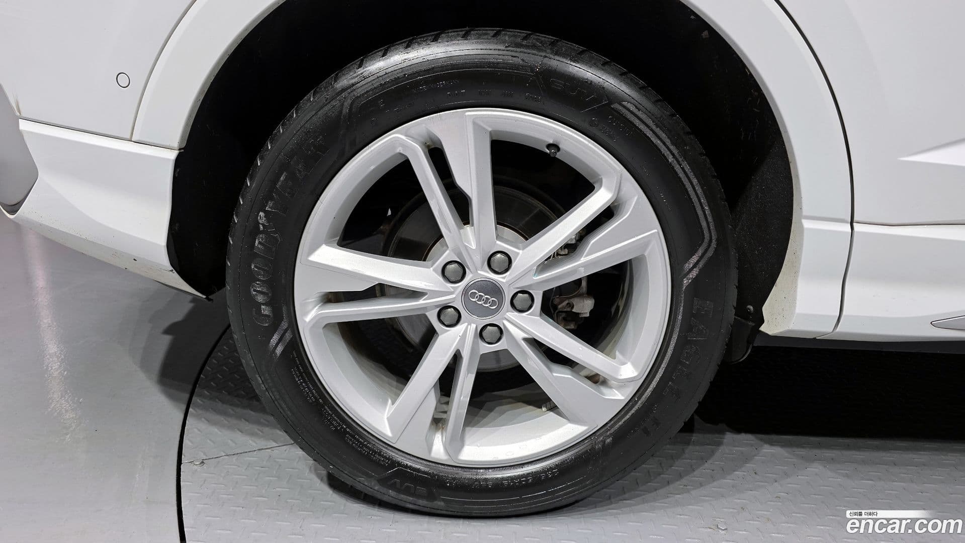 Main__Slider__Photo:Q3 Audi 2020.11-4