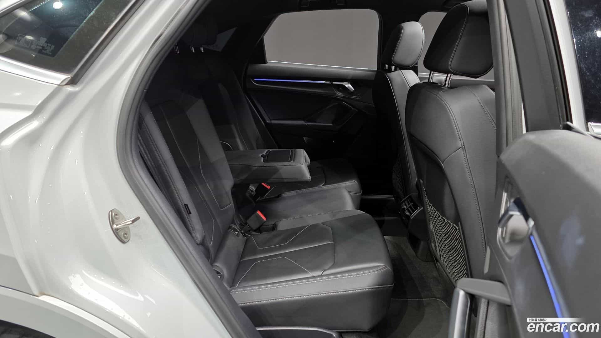 Q3 Audi 2020.11-OPTION-016