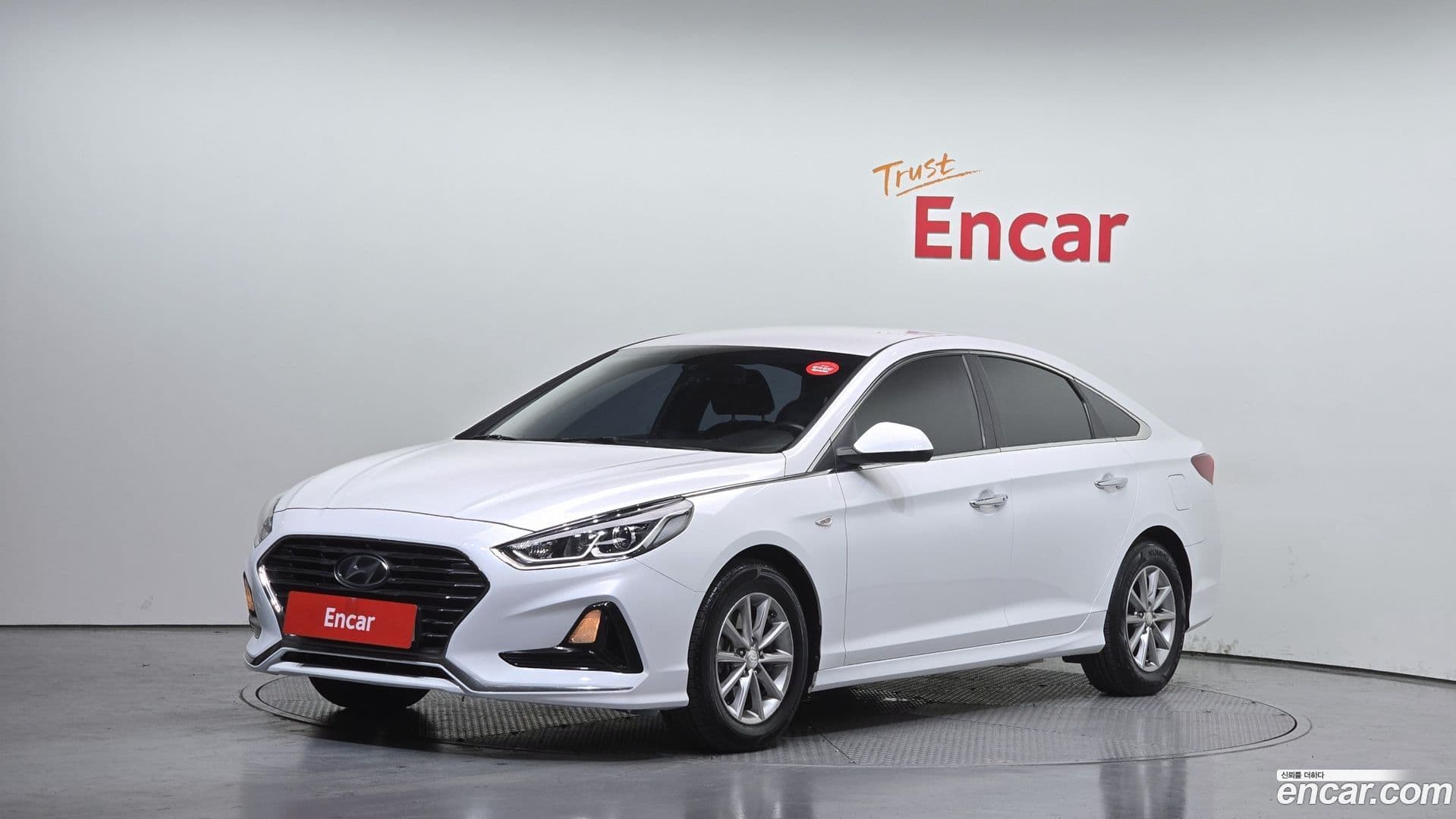 Main__Slider__Photo:Sonata Hyundai 2019.1-0