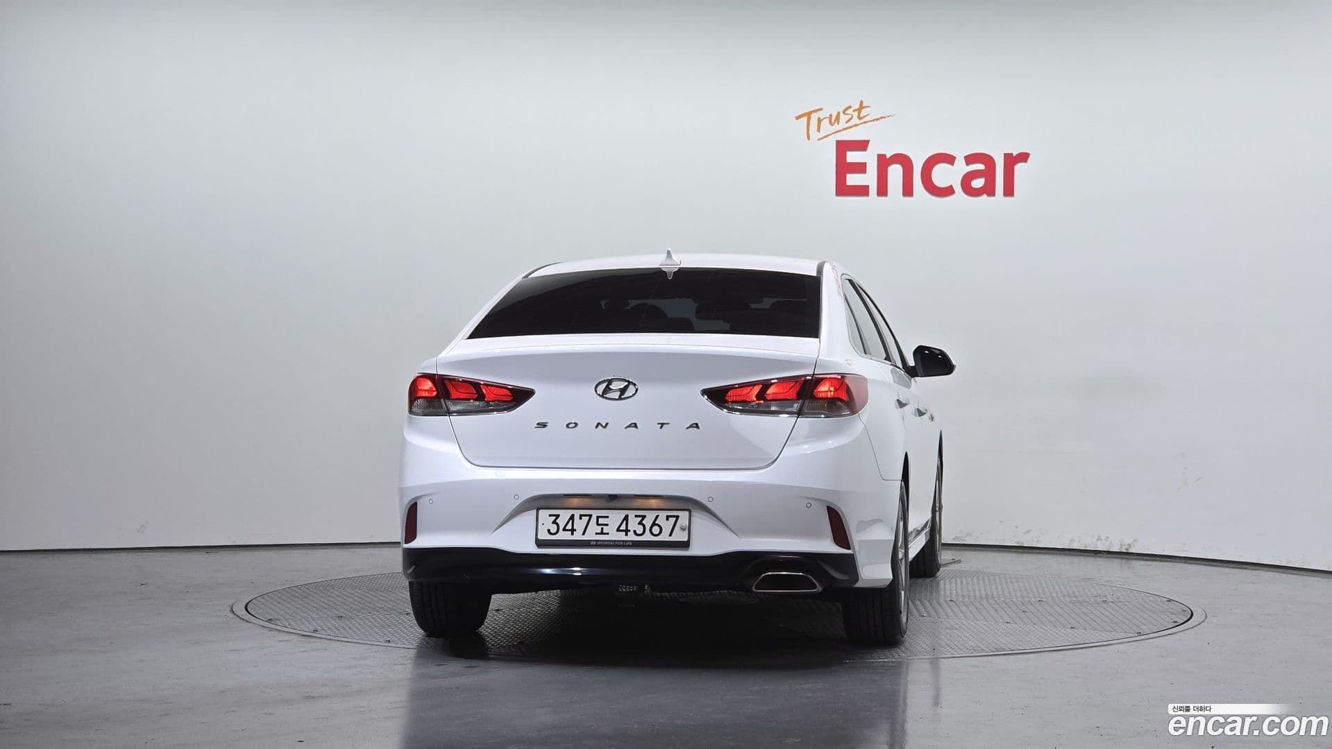 Main__Slider__Photo:Sonata Hyundai 2019.1-3