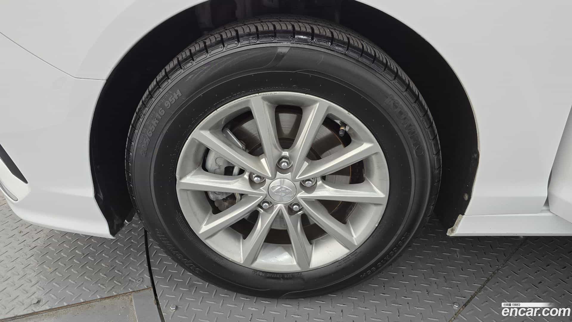 Sonata Hyundai 2019.1-OUTER-005