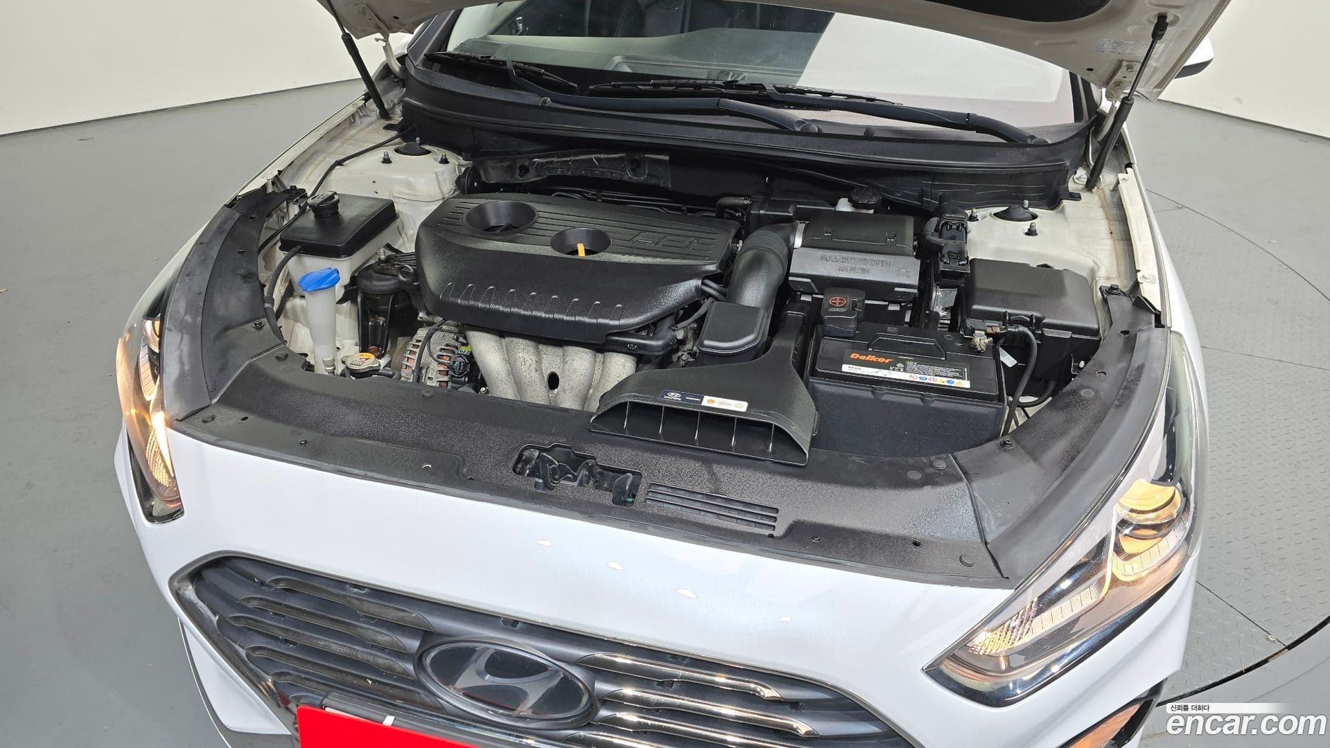 Main__Slider__Photo:Sonata Hyundai 2019.1-5